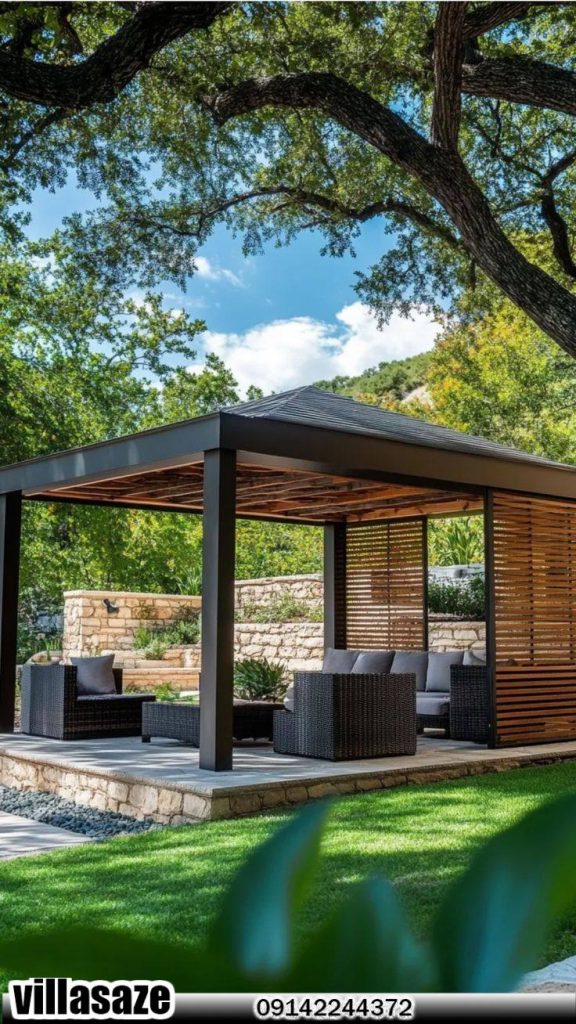 آلاچیق فلزی با چیدمان مبلمان فضای باز